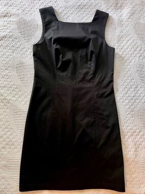 Perfect Summer LBD Banana Republic Black Square-Neck Sheath Dress
